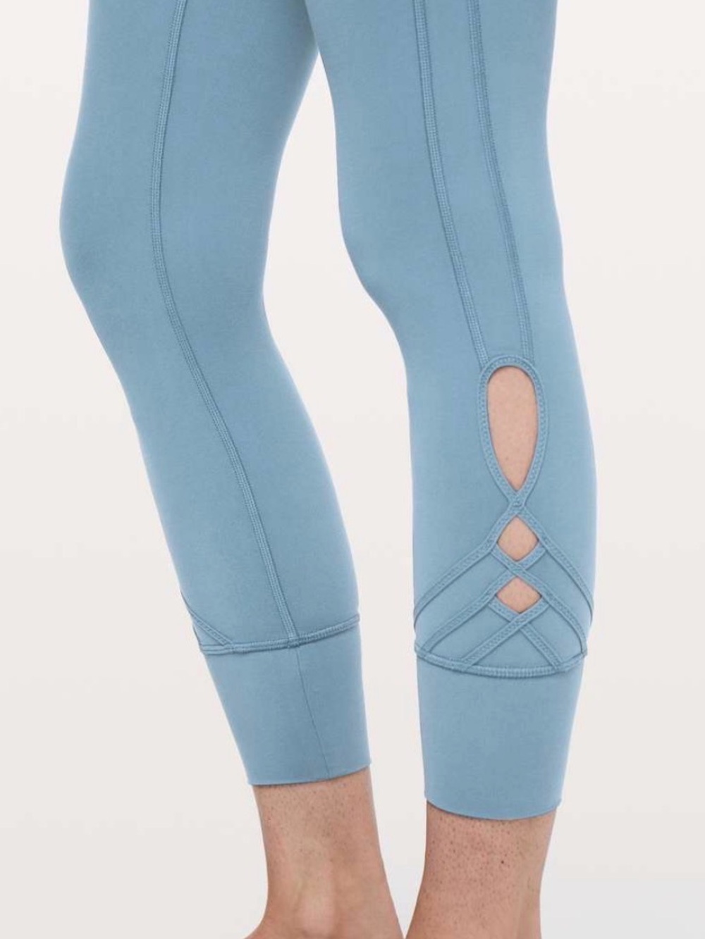 lululemon athletica Melodic Movement 7/8 Tight Slate Blue Size 10
